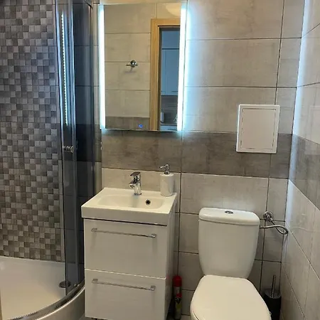 Mieszkanie W Centrum Z Oddzielna Sypialnia Плоцк