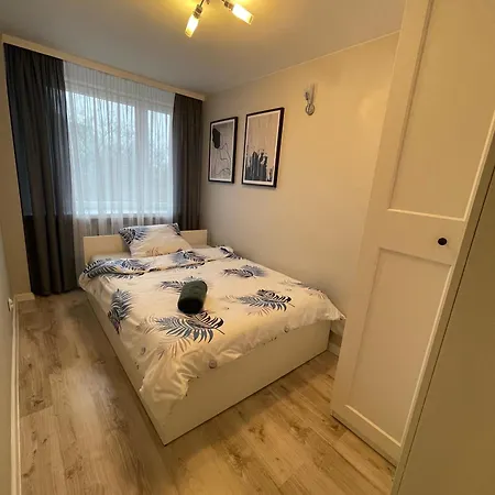 Апартаменты Mieszkanie W Centrum Z Oddzielna Sypialnia