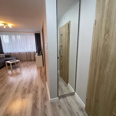 Апартаменты Mieszkanie W Centrum Z Oddzielna Sypialnia *