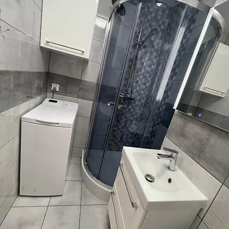 Mieszkanie W Centrum Z Oddzielna Sypialnia * Плоцк