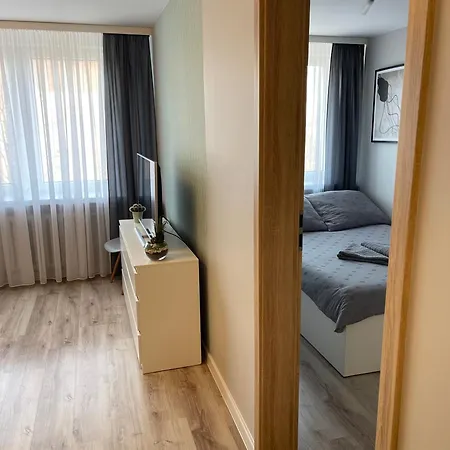 Mieszkanie W Centrum Z Oddzielna Sypialnia * Плоцк