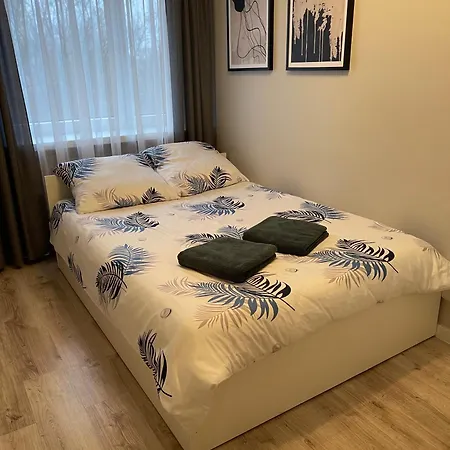 Mieszkanie W Centrum Z Oddzielna Sypialnia Апартаменты